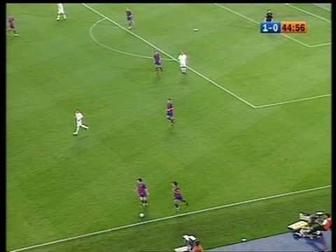 El primer gol de Messi (01/05/2005)