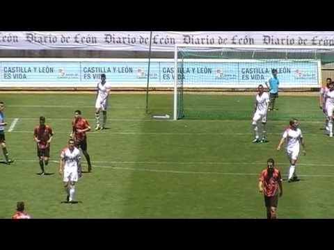 Gol de Unión Viera contra la Cultural y Deportiva Leonesa