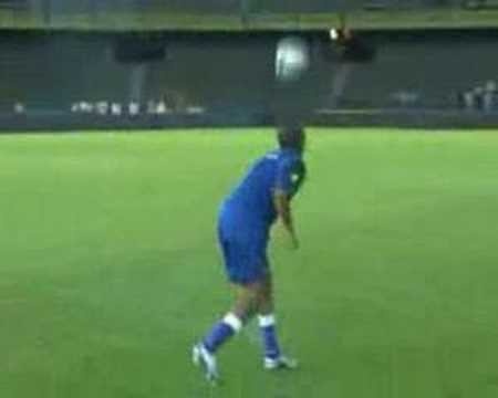 Ronaldinho vs. Robinho