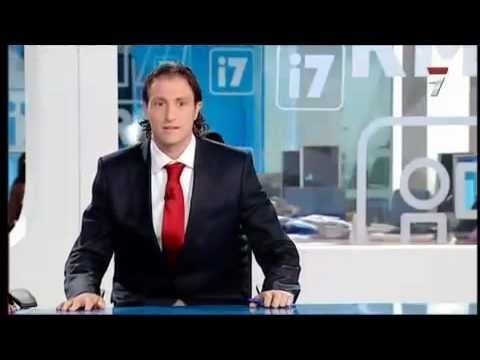 Óscar Sánchez presentando Deportes7