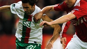 Postiga titular en la derrota de Portugal (2-1) en Dinamarca.