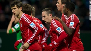 Ribéry lidera a un Bayern muy resolutivo.