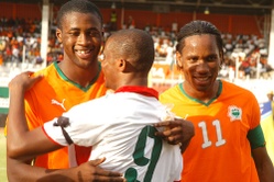 Yayá Touré, Samuel Eto'o y Didier Drogba (Costa de Marfil - Camerún)