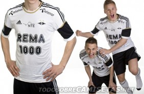 Camiseta local del Rosenborg 2012/2013
