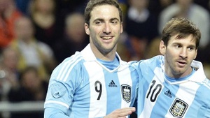Argentina liquida a Suecia en una gran primera parte (2-3)