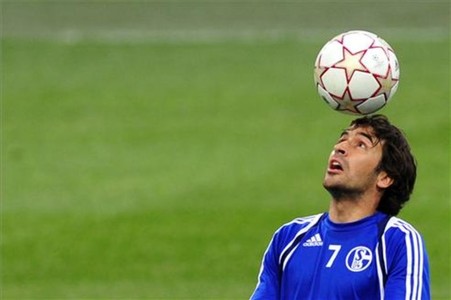 Raúl considera que el Schalke tiene opciones de dar la campanada ante el Inter