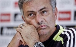 José Mourinho no está satisfecho con el rendimiento de su equipo 