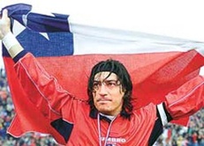 Iván Zamorano bandera Chile 