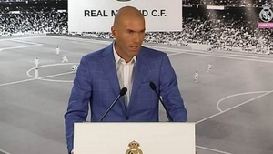 Toque de Zidane por la victoria