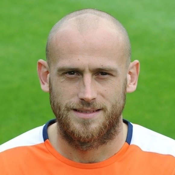 Foto principal de S. Cuthbert | Luton Town