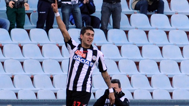 Pereyra celebra su gol ante el Torino