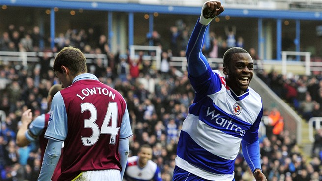 Akpan celebra su gol ante el Aston Villa