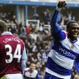 Akpan celebra su gol ante el Aston Villa