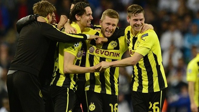 Los jugadores del Borussia Dortmund celebran el pase a la final