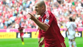Robben celebra su gol ante el Nurnberg