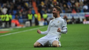 Sergio Ramos celebra su gol ante la Real Sociedad