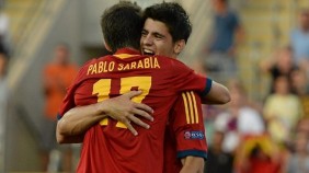 Morata y Sarabia celebran uno de los goles de su equipo ante Holanda Sub21