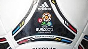 El Tango 12, el balón de la Eurocopa, aceptado por los porteros