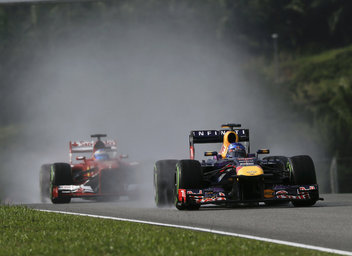 Vettel se hace con la pole en Malasia