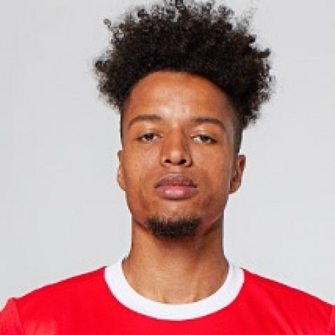 Foto principal de T. Ebuehi | Benfica