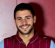 Foto principal de Carles Gil | Aston Villa