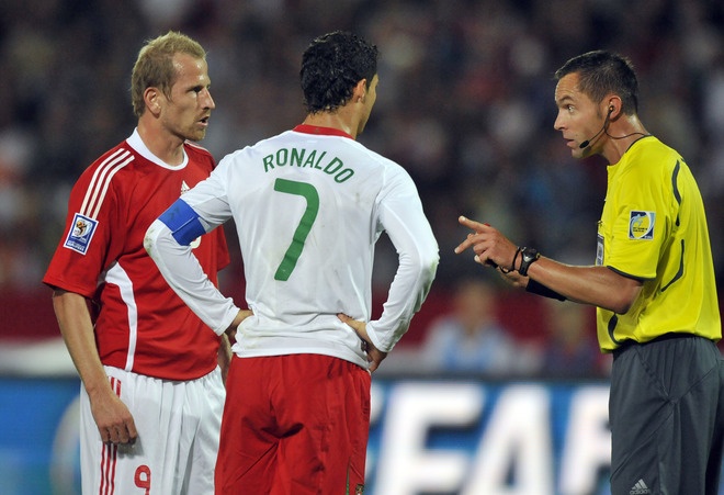 Cristiano Ronaldo y el arbitro, Hungria vs Portugal