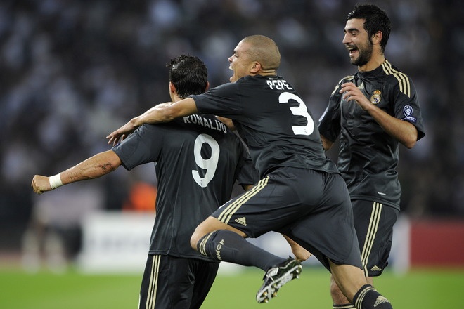 Pepe y cr9  zurich vs real madrid  champions league