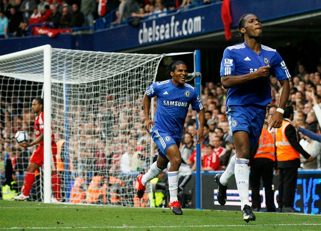 Drogba y Malouda, Chelsea vs Liverpool