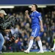 Terry y una camara de televisión, Chelsea vs Manchester United