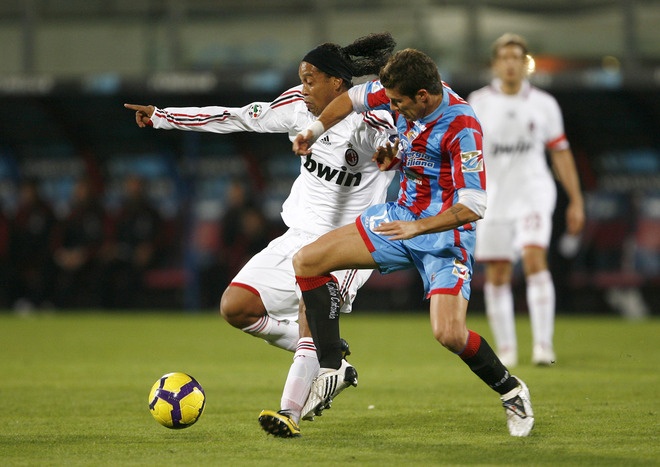 Ronaldinho, Catania vs Milan