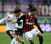 Ronaldinho en el Milan vs Palermo