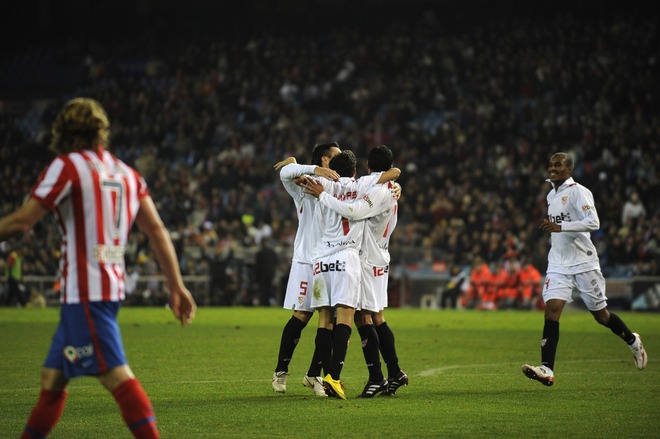 Celebración gol del Sevilla contra el Atletico de Madrid