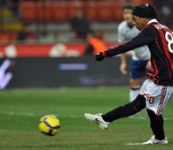 Ronaldinho, Milan vs Genova 2010