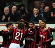 Ronaldinho en el Milan vs Siena