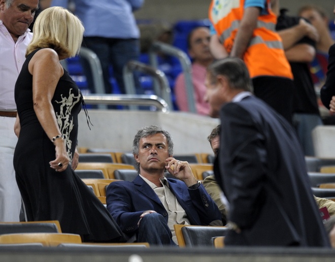 Jose Mourinho en el palco del Camp Nou