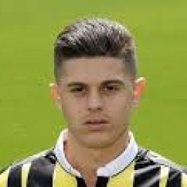 Foto principal de M. Rashica | Vitesse