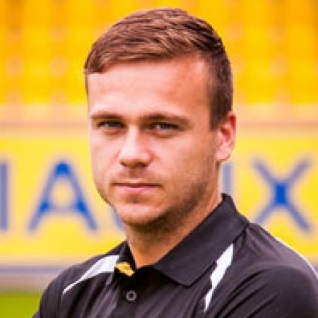 Foto principal de M. Tičinović | Lokeren