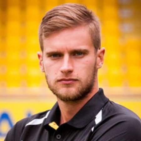 Foto principal de B. Niňaj | Lokeren