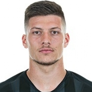 Foto principal de L. Jović | Eintracht Frankfurt