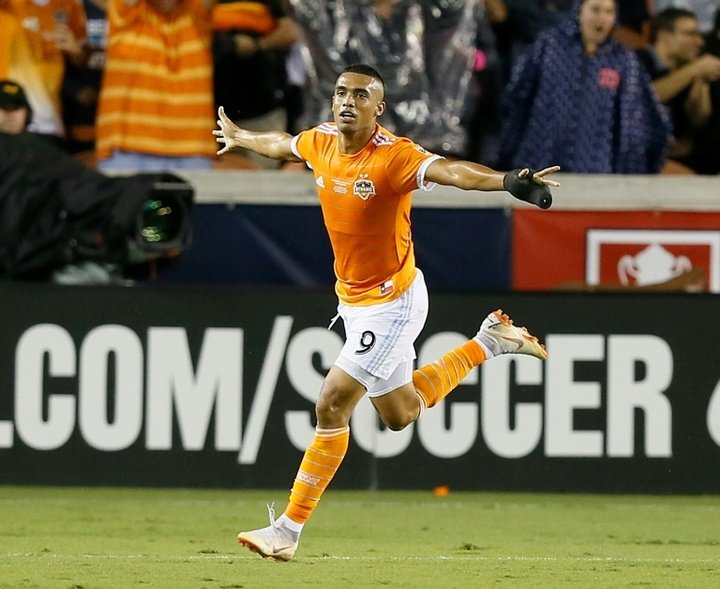 Manotas brace helps Dynamo see off Union for first US Open Cup trophy