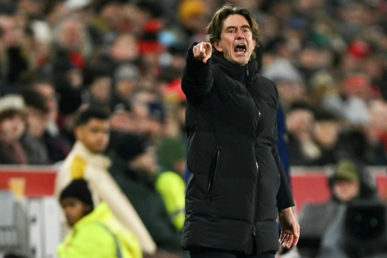 Under-fire Frank claims support of Spurs hierarchy