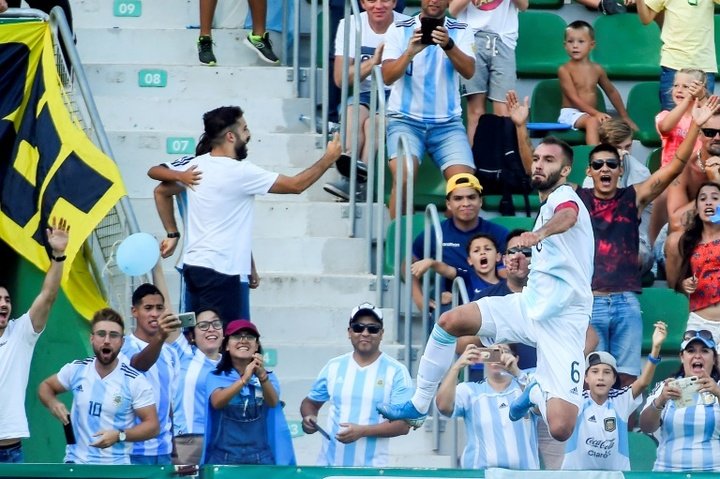 Argentina hit Ecuador for six in Elche friendly