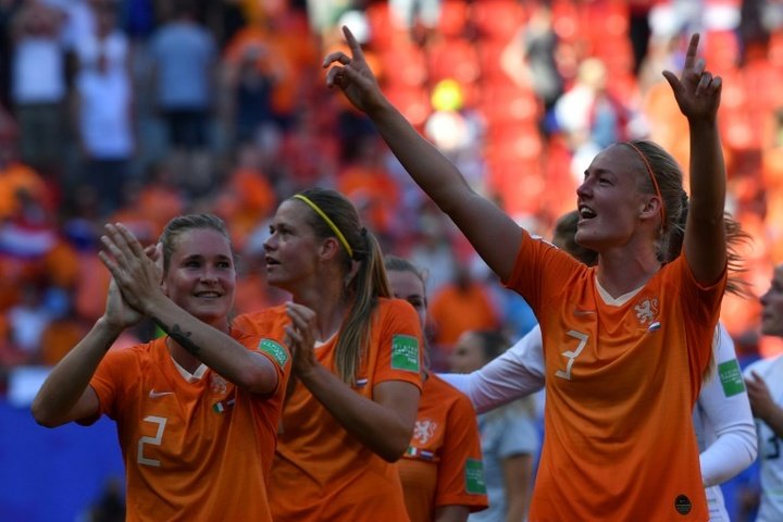 Dutch beat Italy to reach first ever women's World Cup semi-finals