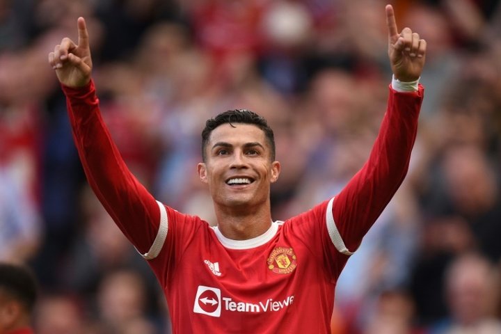 Ronaldo rolls back the years with dream brace on Man Utd return