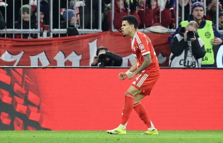 Diaz treble helps Bayern crush Hoffenheim and go six clear