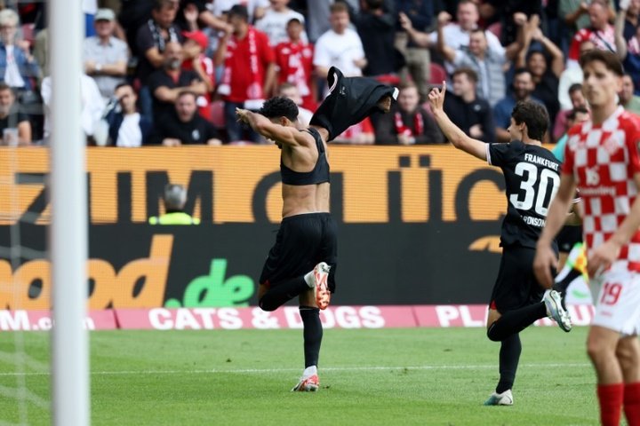 Marmoush strikes late to earn 10-man Frankfurt a draw at Mainz