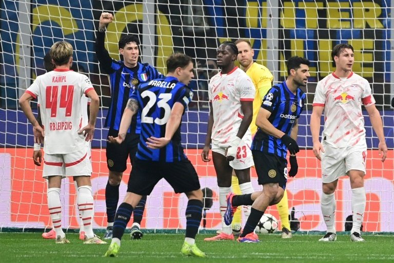 Inter take Champions League lead with narrow win over Leipzig