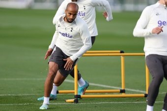 Brazilian winger Lucas Moura, formerly of Tottenham and Paris Saint-Germain, finalized a deal Wednesday to return to his boyhood team, Sao Paulo, the club said.