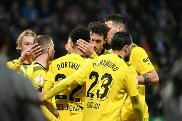 Long-range Can goal and Reus see Dortmund into German Cup quarters
