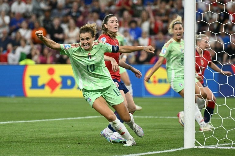 Girelli fires Italy past Norway and into Euro 2025 semis